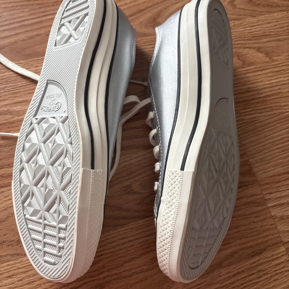 Silver Converse - image 2
